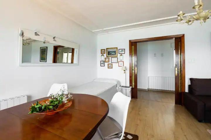 Apartamento Ezcurdia 22 Playa De San Lorenzo Primera Linea Gijón Exterior foto