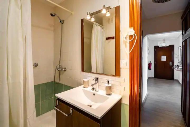 Apartamento Ezcurdia 22 Playa De San Lorenzo Primera Linea Gijón Exterior foto